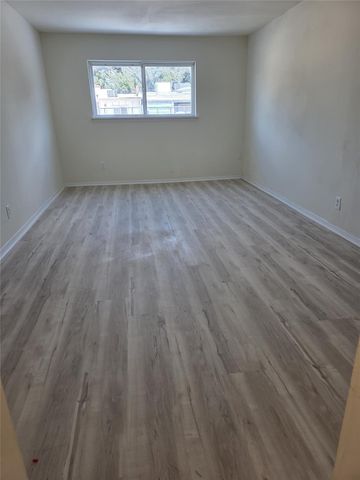 10267 S Gessner Road, Houston, TX 77071
