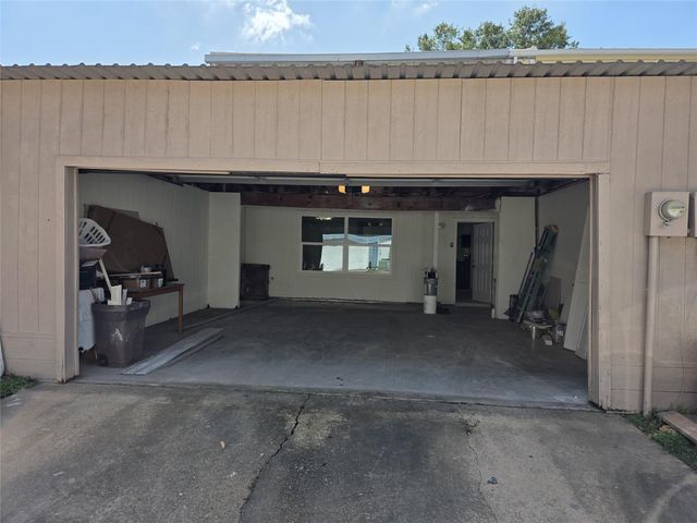 10267 S Gessner Road, Houston, TX 77071