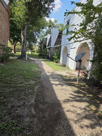 10267 S Gessner Road, Houston, TX 77071