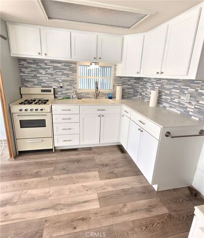 1295 S Cawston 42, Hemet, CA 92545