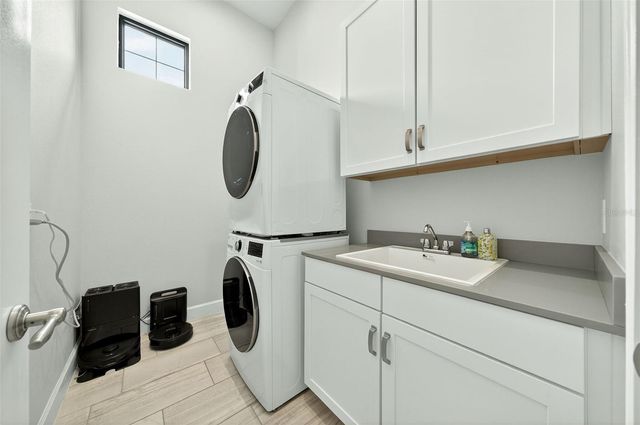 8317 VIA VITTORIA WAY, Orlando, FL 32819