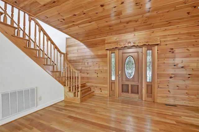 88 Pauls Lane, Ellijay, GA 30536