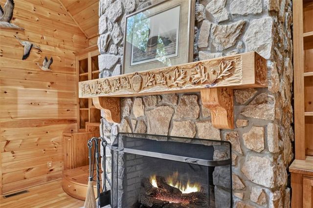 88 Pauls Lane, Ellijay, GA 30536