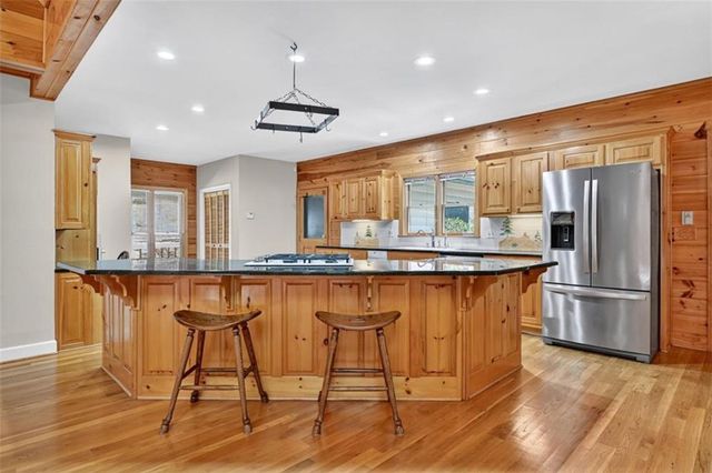 88 Pauls Lane, Ellijay, GA 30536