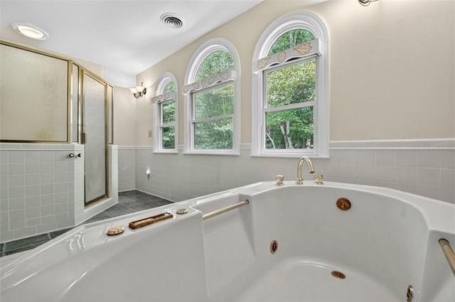 88 Pauls Lane, Ellijay, GA 30536