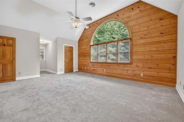 88 Pauls Lane, Ellijay, GA 30536