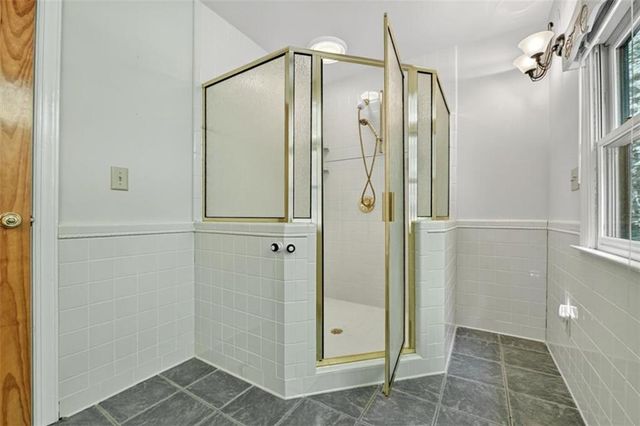 88 Pauls Lane, Ellijay, GA 30536