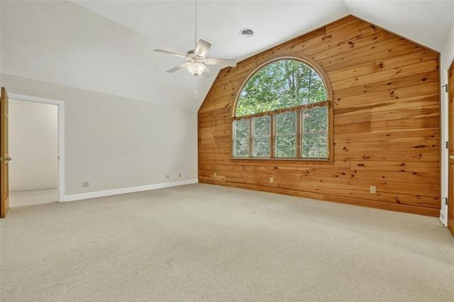 88 Pauls Lane, Ellijay, GA 30536