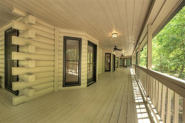 88 Pauls Lane, Ellijay, GA 30536