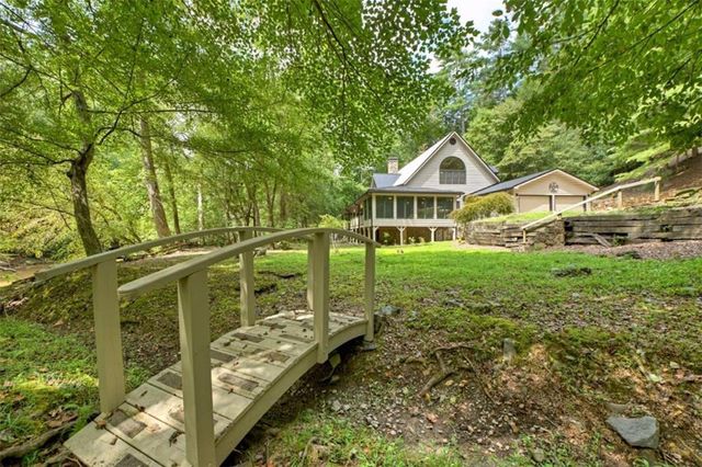 88 Pauls Lane, Ellijay, GA 30536