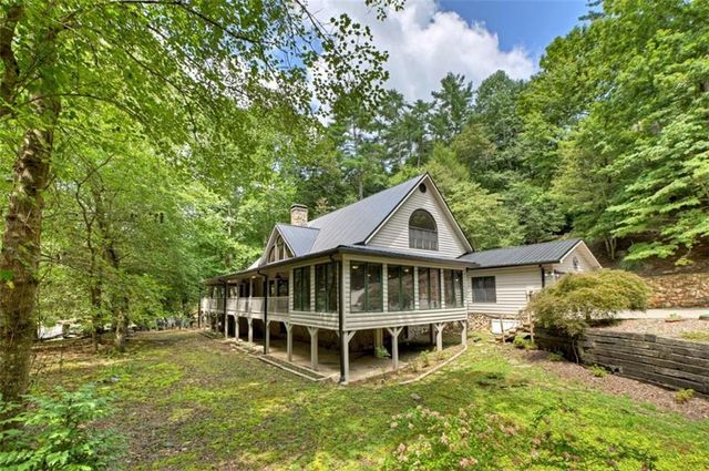 88 Pauls Lane, Ellijay, GA 30536