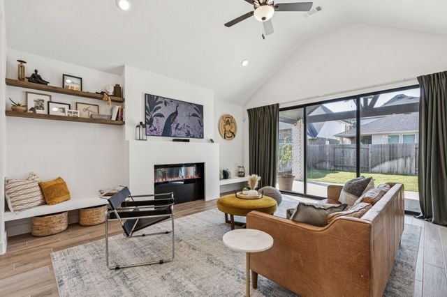 9311 Blackwell Orchard Lane, Tomball, TX 77375