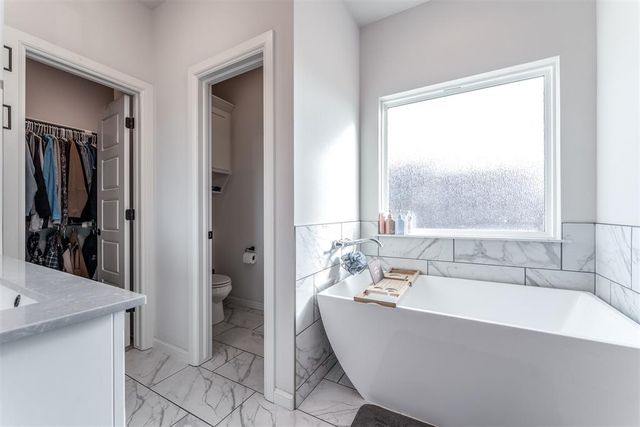 3281 Silver Crossings Circle, Piedmont, OK 73078