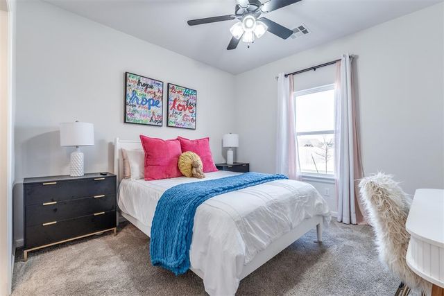 3281 Silver Crossings Circle, Piedmont, OK 73078