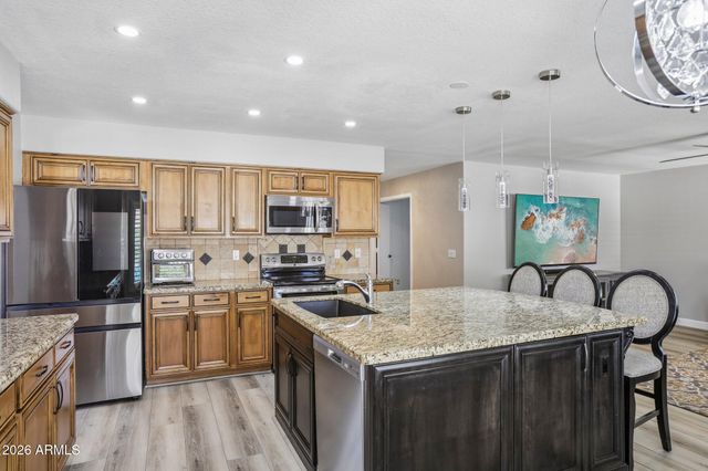 704 E WINDSOR Drive, Gilbert, AZ 85296