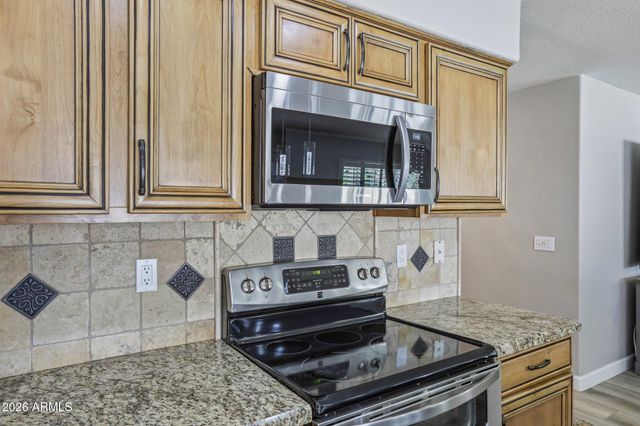 704 E WINDSOR Drive, Gilbert, AZ 85296