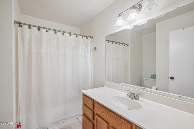 704 E WINDSOR Drive, Gilbert, AZ 85296