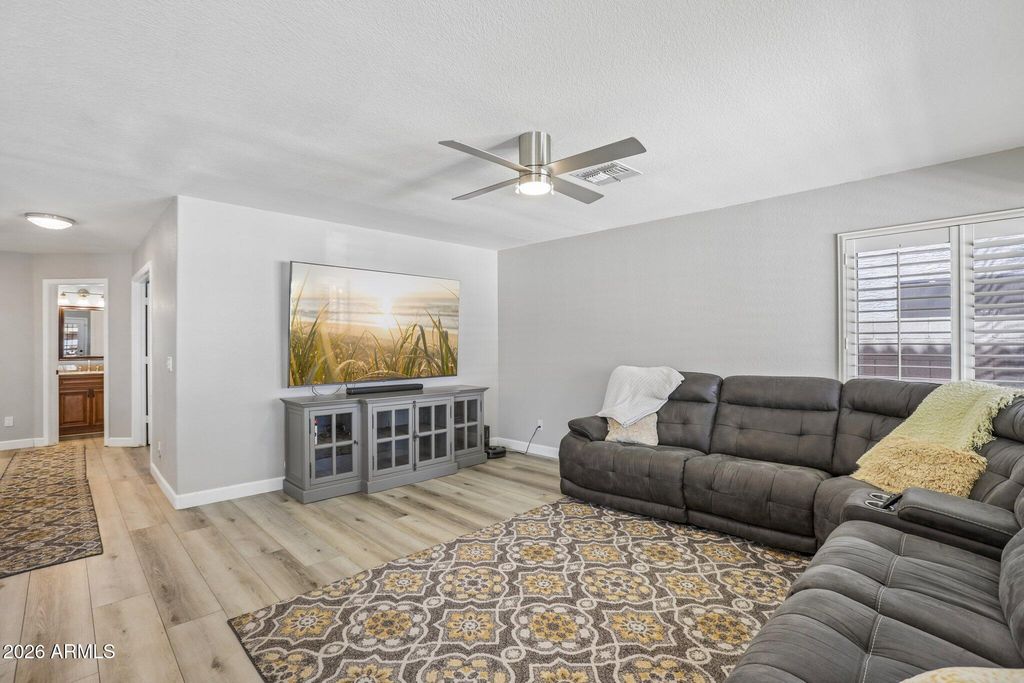 704 E WINDSOR Drive, Gilbert, AZ 85296 — photo 5