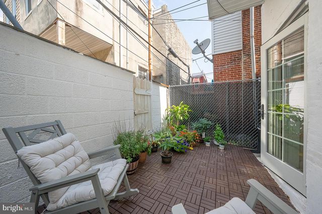 1412 N 4TH ST N, Philadelphia, PA 19122