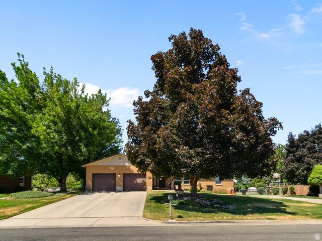 688 W 3750 N, Pleasant View, UT 84414