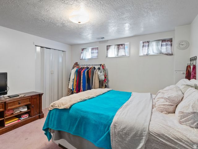 688 W 3750 N, Pleasant View, UT 84414