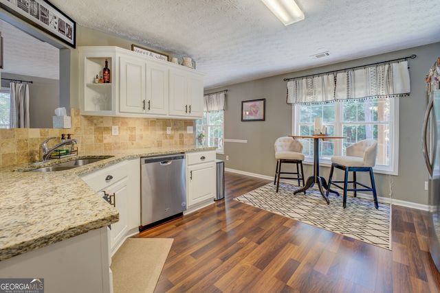 530 Windermere Drive, Loganville, GA 30052