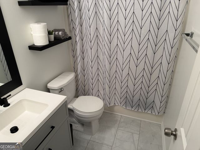 530 Windermere Drive, Loganville, GA 30052