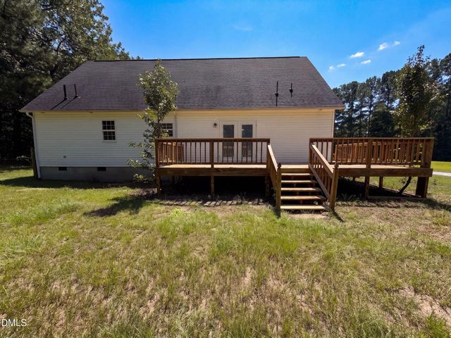 3752 Swanns Station Road, Sanford, NC 27332