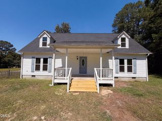 3752 Swanns Station Road, Sanford, NC 27332