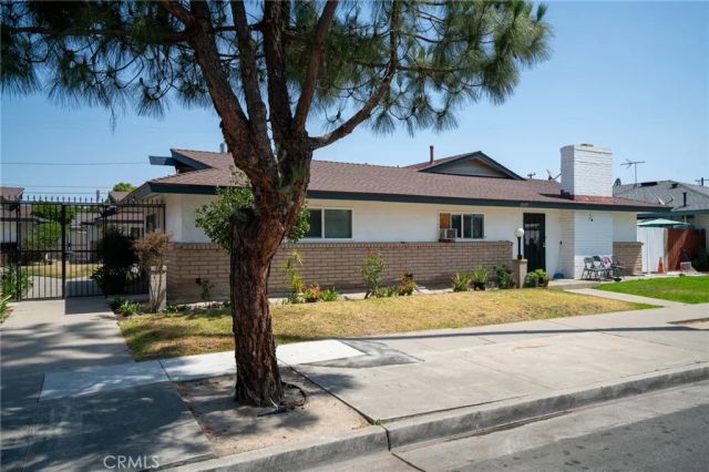 2133 E Almont Avenue, Anaheim, CA 92806