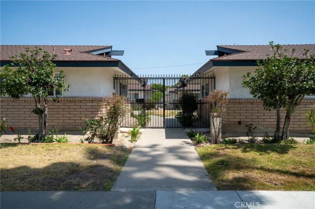 2133 E Almont Avenue, Anaheim, CA 92806