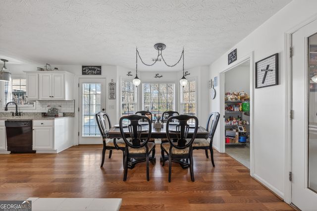 542 Indian Creek Trail, Rutledge, GA 30663