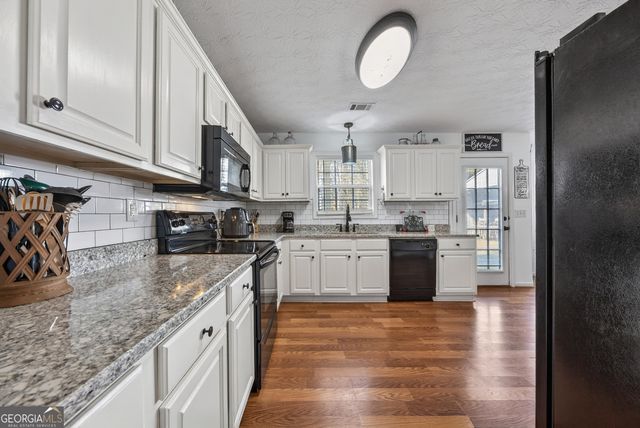 542 Indian Creek Trail, Rutledge, GA 30663