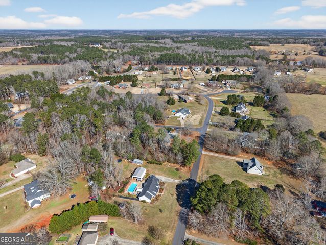 542 Indian Creek Trail, Rutledge, GA 30663