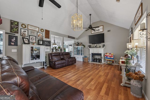 542 Indian Creek Trail, Rutledge, GA 30663