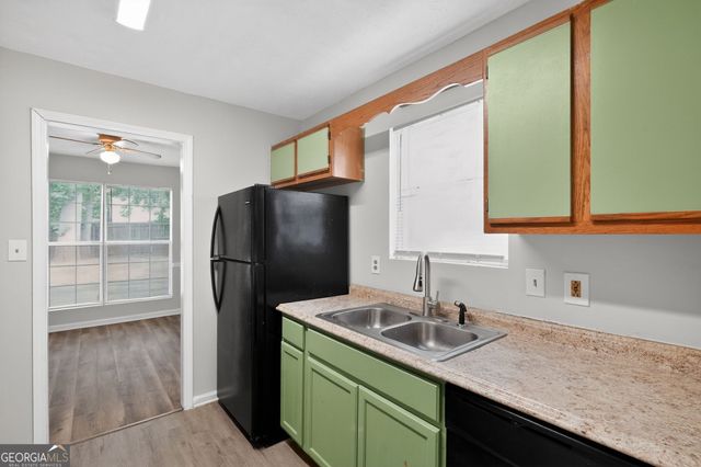 1264 Lori Ann Way, Atlanta, GA 30349
