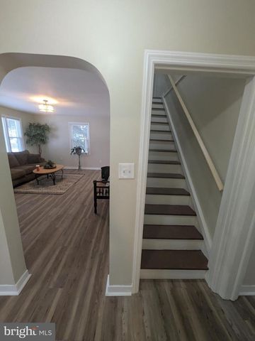 637 W SOMERDALE RD, Somerdale, NJ 08083