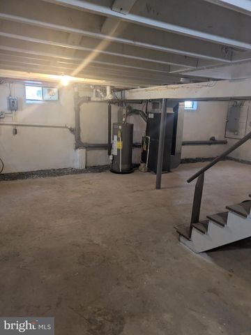 637 W SOMERDALE RD, Somerdale, NJ 08083