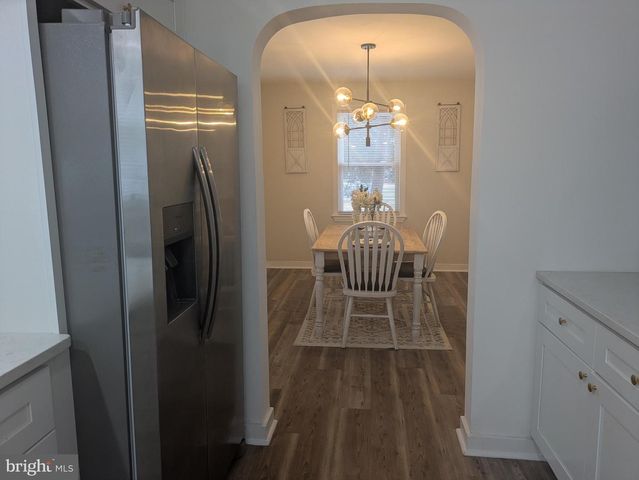 637 W SOMERDALE RD, Somerdale, NJ 08083