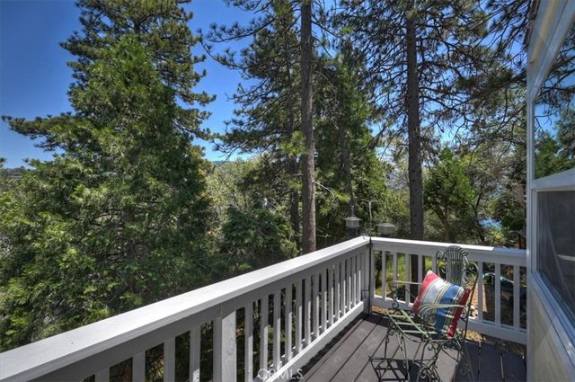 395 Wylerhorn, Crestline, CA 92325