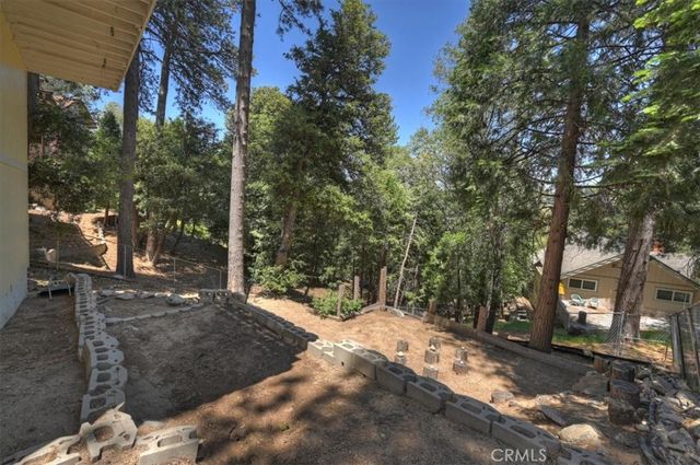 395 Wylerhorn, Crestline, CA 92325