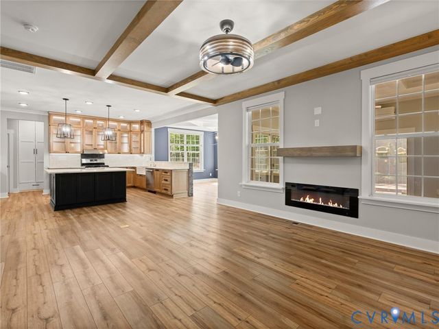 11537 Longtown Dr, Midlothian, VA 23112