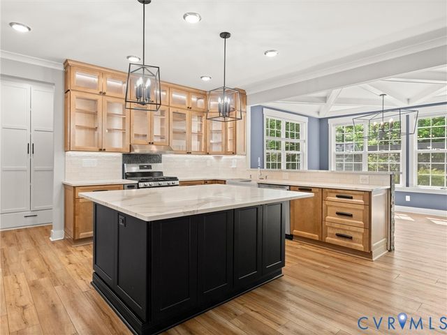 11537 Longtown Dr, Midlothian, VA 23112