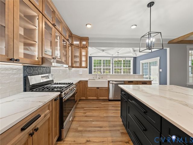 11537 Longtown Dr, Midlothian, VA 23112
