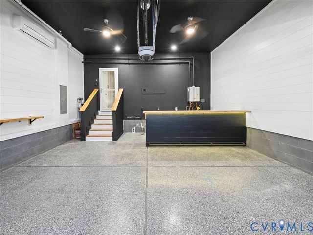 11537 Longtown Dr, Midlothian, VA 23112