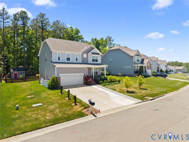 11537 Longtown Dr, Midlothian, VA 23112