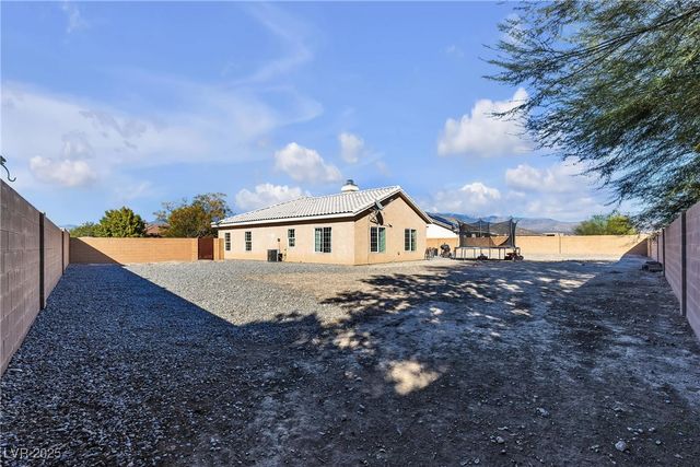 4911 East Parkwood Drive, Pahrump, NV 89061