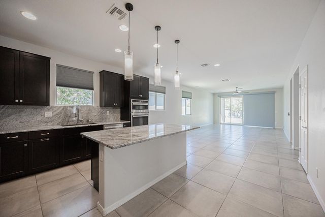 6412 S 24th Place, Phoenix, AZ 85042