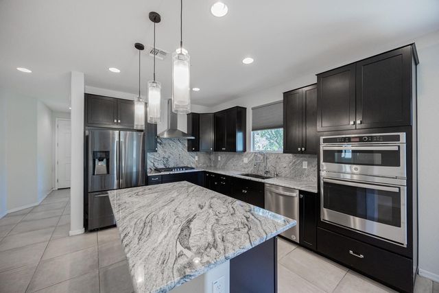 6412 S 24th Place, Phoenix, AZ 85042