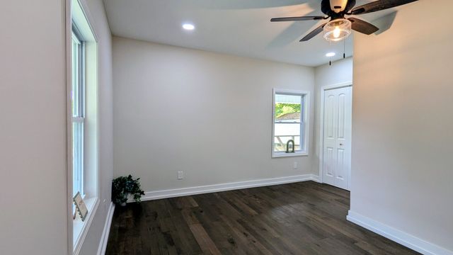 210 Pap Johnson Cir, Gainesboro, TN 38562